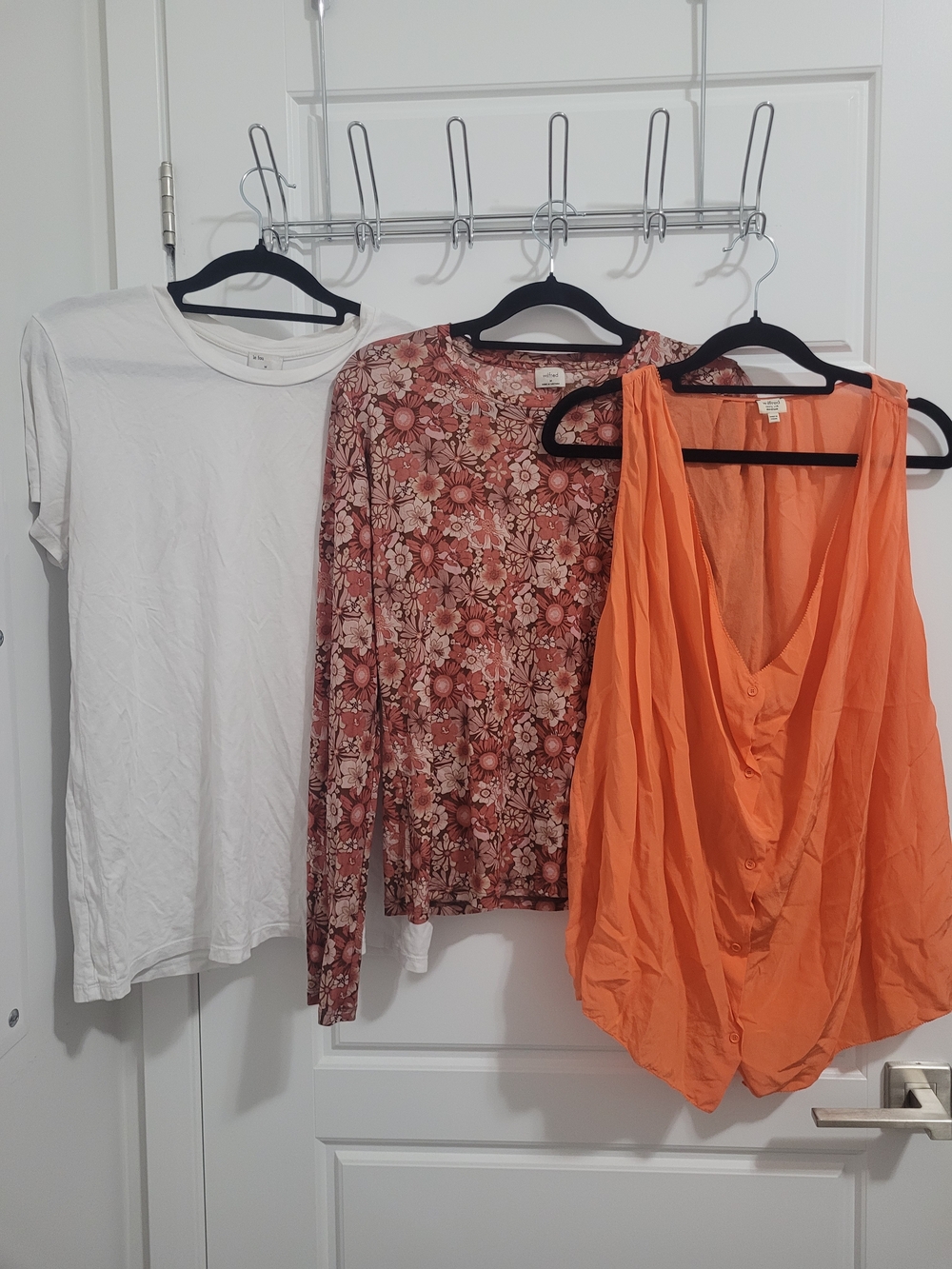 Aritzia Top Lot -Size Medium